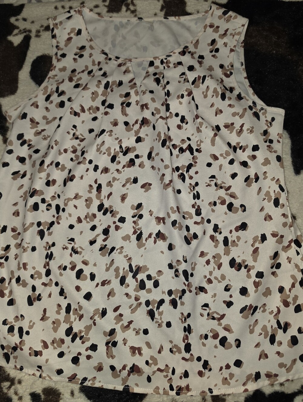Sleeveless Cream Blouse with Spot Print